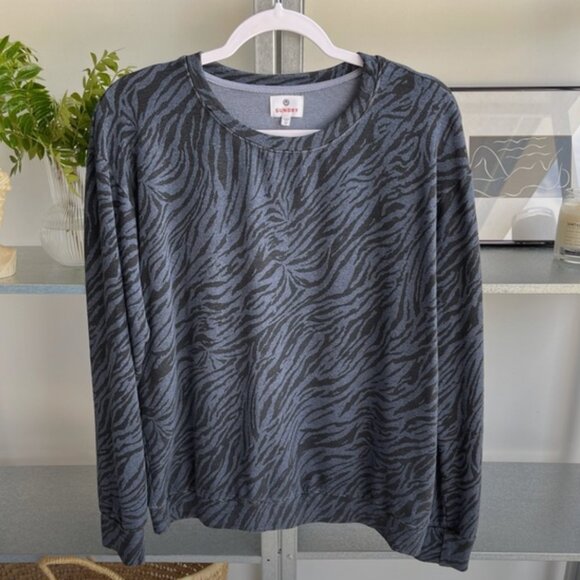 SUNDRY x Anthropologie Blue Black Zebra Stripes Top Size Medium - Picture 3 of 8